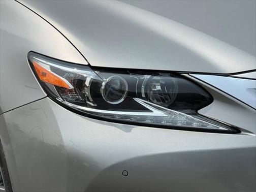 2018 Lexus ES 350 Base