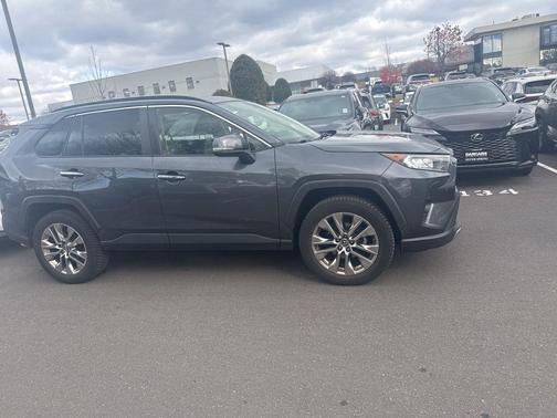 2019 Toyota RAV4 Limited