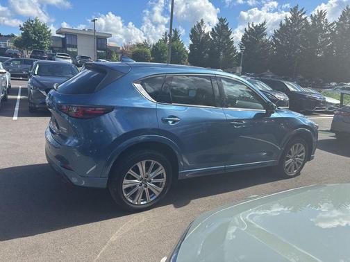 2022 Mazda CX-5 Signature