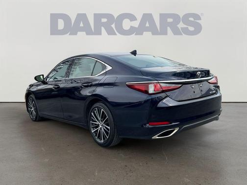 2023 Lexus ES 350 Base