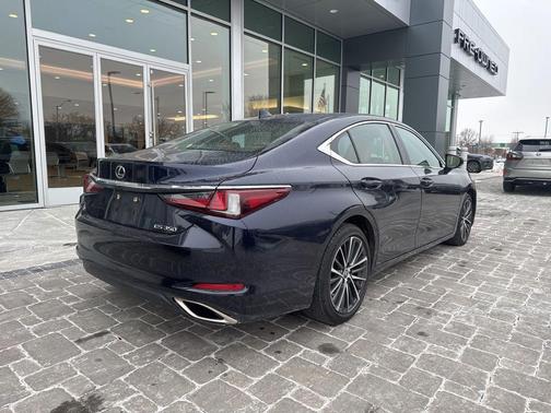 2023 Lexus ES 350 Base