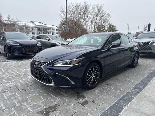 2023 Lexus ES 350 Base