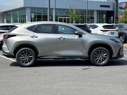 2025 Lexus NX 350h Premium