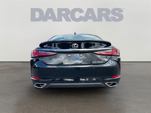 2022 Lexus ES 350 Base