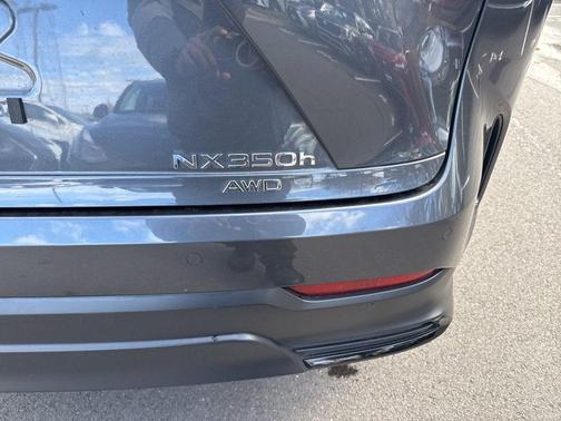 2024 Lexus NX 350h Premium