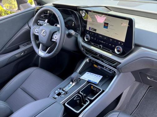 2025 Lexus TX 350 Premium