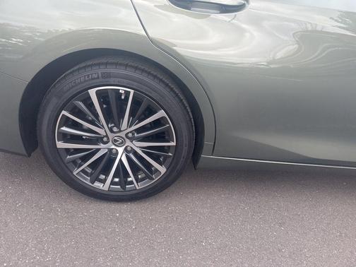 2025 Lexus ES 350 Base