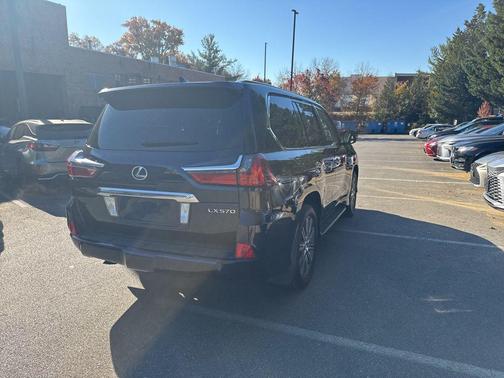 2016 Lexus LX 570 Base
