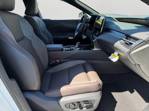 Eminent White Pearl 2026 Lexus RX 350 Luxury