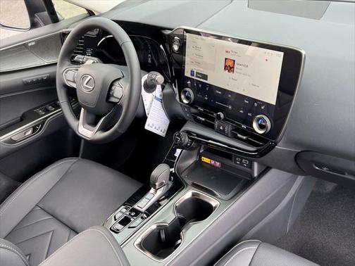 2025 Lexus NX 350h Luxury
