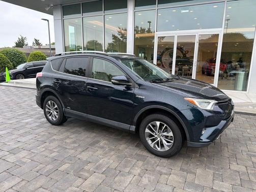 Aqua 2017 Toyota RAV4 Hybrid XLE