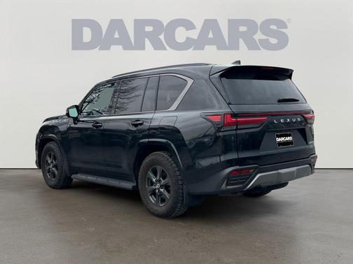 2025 Lexus LX 700h Overtrail