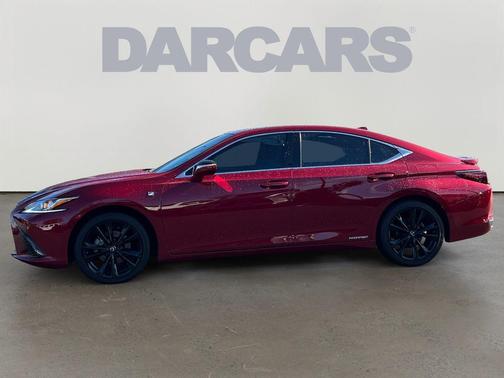 2022 Lexus ES 300h F SPORT