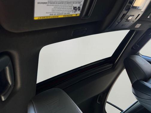 2022 Lexus ES 300h F SPORT