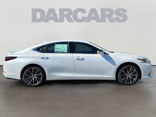 2025 Lexus ES 350 Base