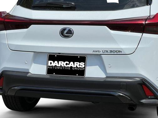 2025 Lexus UX 300h F SPORT Handling