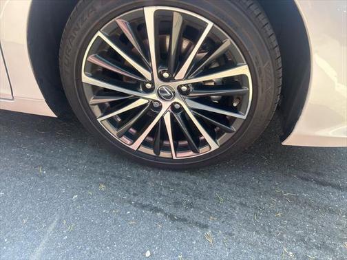2024 Lexus ES 350 Base