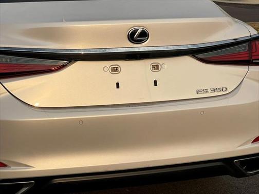 2024 Lexus ES 350 Base