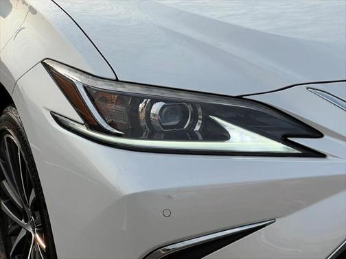 2024 Lexus ES 350 Base