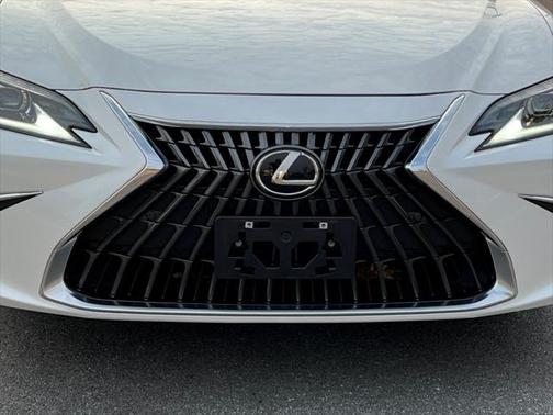 2024 Lexus ES 350 Base
