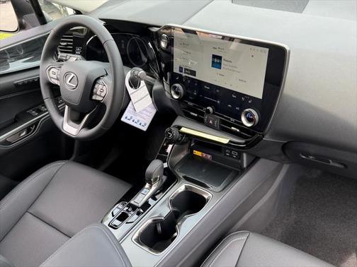2025 Lexus NX 350h Premium