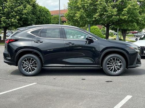 2025 Lexus NX 350h Premium