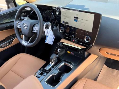 2025 Lexus NX 350h Premium