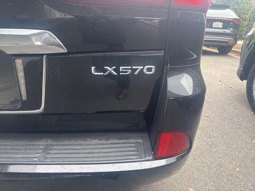 2018 Lexus LX 570 Base