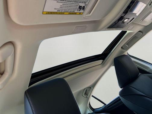 2025 Lexus ES 300h Base