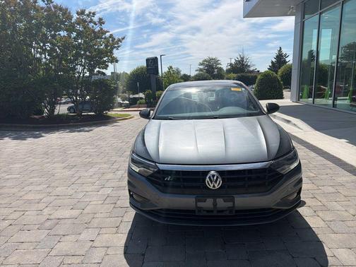 Pyrite Silver Metallic 2019 Volkswagen Jetta 1.4T R-Line