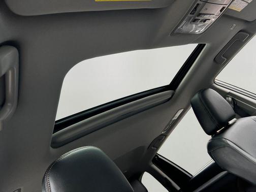 2019 Toyota Highlander Hybrid XLE