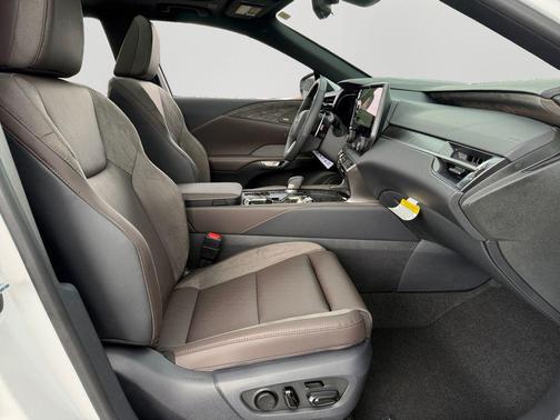 Eminent White Pearl 2026 Lexus RX 350 Luxury