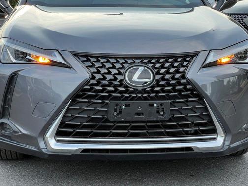 2021 Lexus UX 200 Base