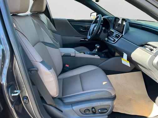 2025 Lexus ES 350 Base