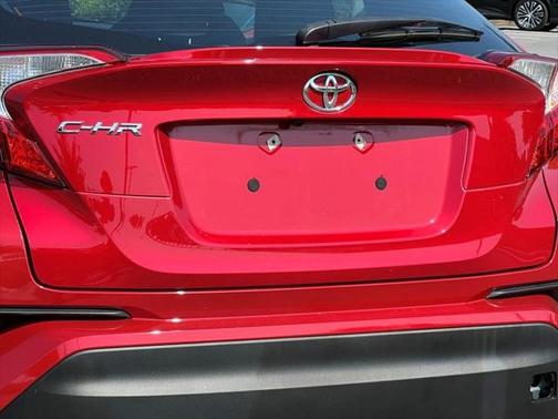2021 Toyota C-HR XLE