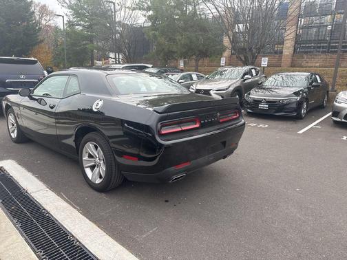 2023 Dodge Challenger SXT