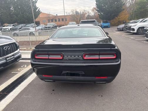 2023 Dodge Challenger SXT