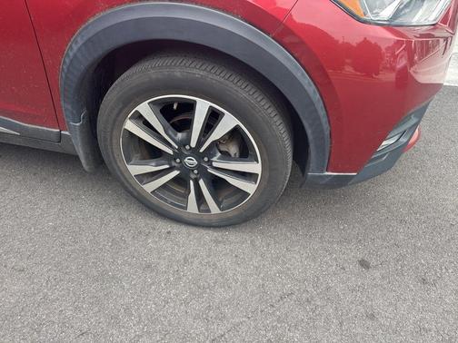 2018 Nissan Kicks SR