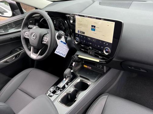 2025 Lexus NX 350h Premium