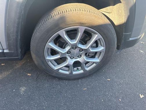 2023 Jeep Compass Latitude Lux