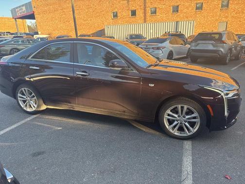 2021 Cadillac CT4 Luxury