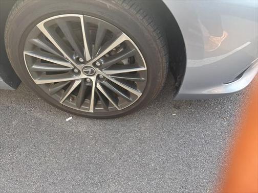 2023 Lexus ES 350 Base