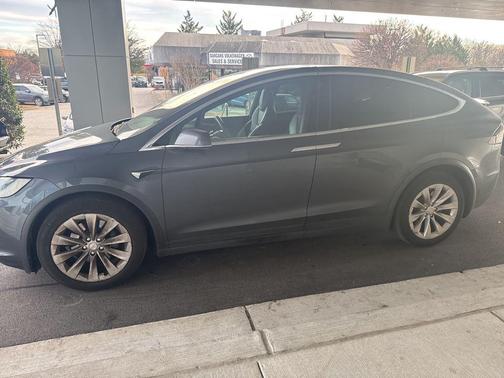 2018 Tesla Model X 100D