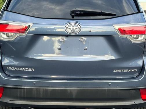 2016 Toyota Highlander Limited