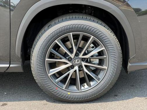 2025 Lexus NX 350h Premium