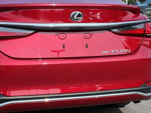2024 Lexus ES 250 Base