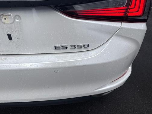 2024 Lexus ES 350 Base