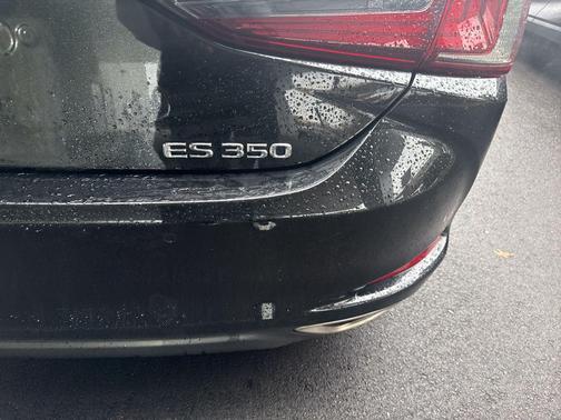2023 Lexus ES 350 Base