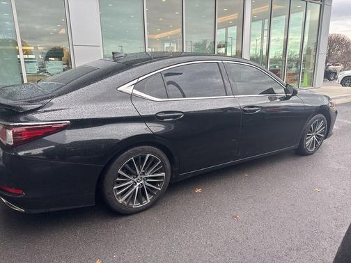 2023 Lexus ES 350 Base