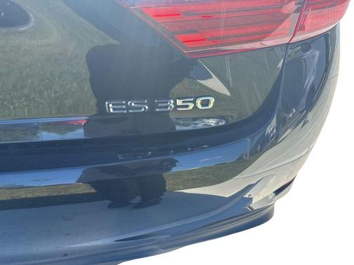 2016 Lexus ES 350 Base